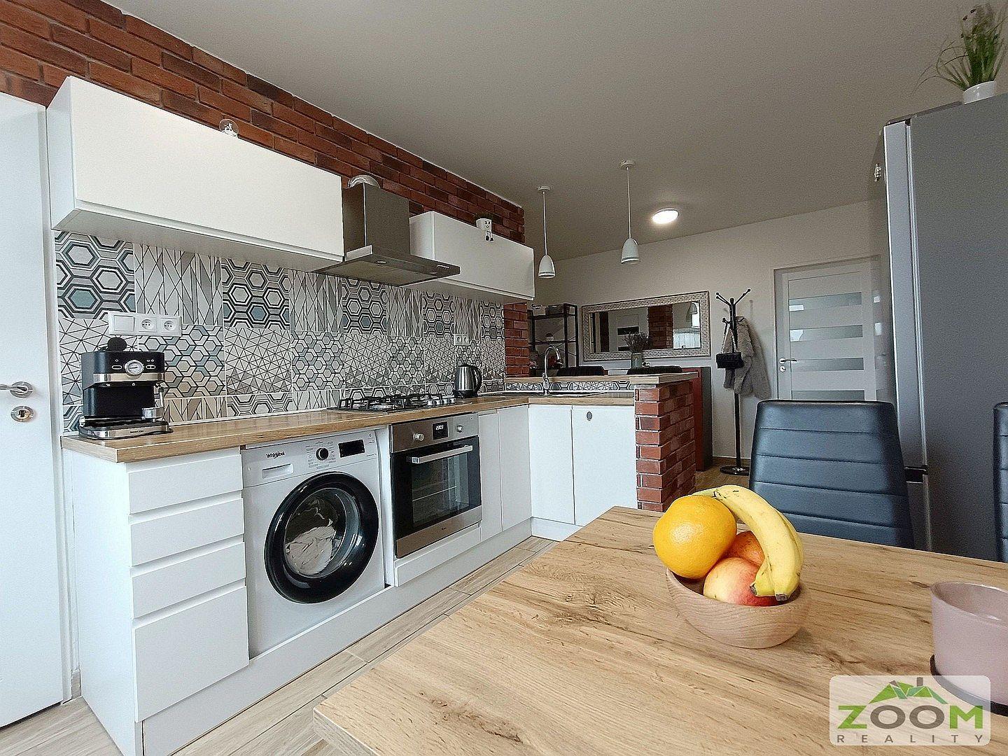 ul. Višňová – moderný 2,5 izbový zrekonštruovaný byt, 64 m2