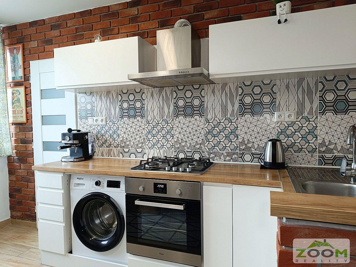 ul. Višňová – moderný 2,5 izbový zrekonštruovaný byt, 64 m2