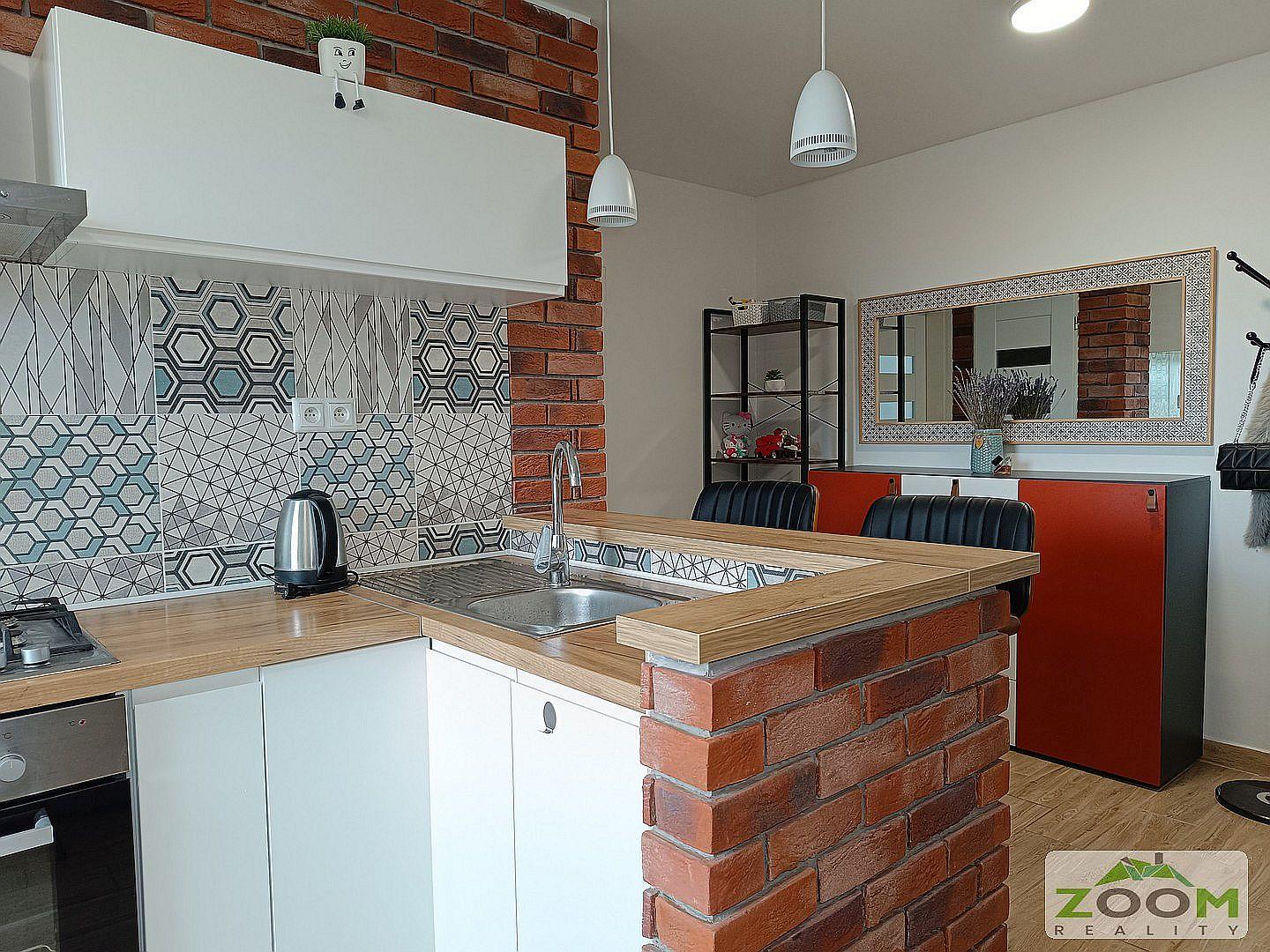 ul. Višňová – moderný 2,5 izbový zrekonštruovaný byt, 64 m2