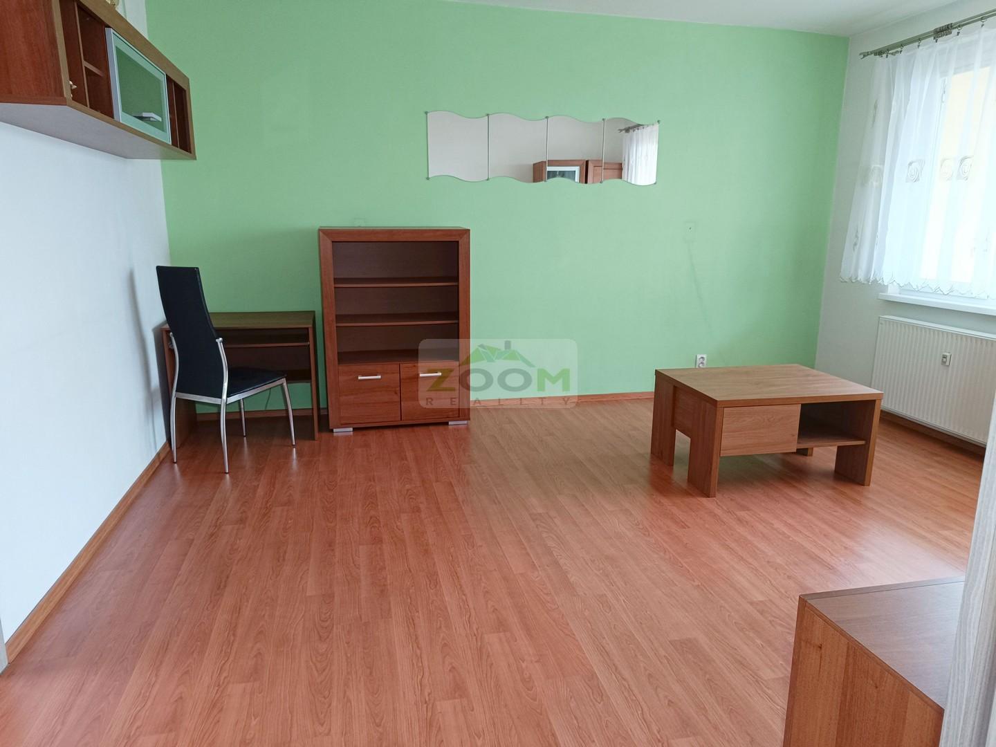 ul. Popradská – 4 izbový zrekonštruovaný byt s halou a s loggiou