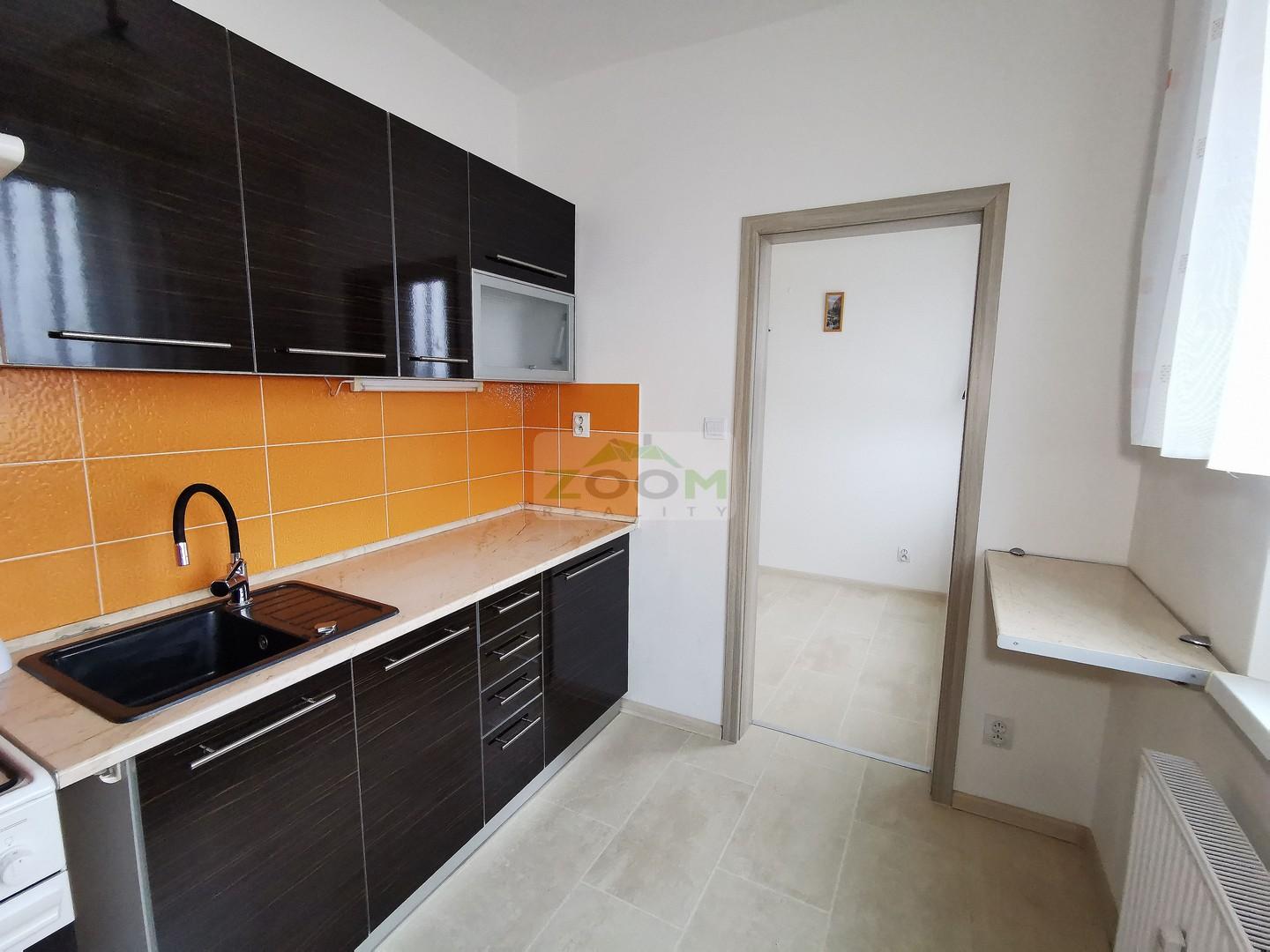 ul. Popradská – 4 izbový zrekonštruovaný byt s halou a s loggiou