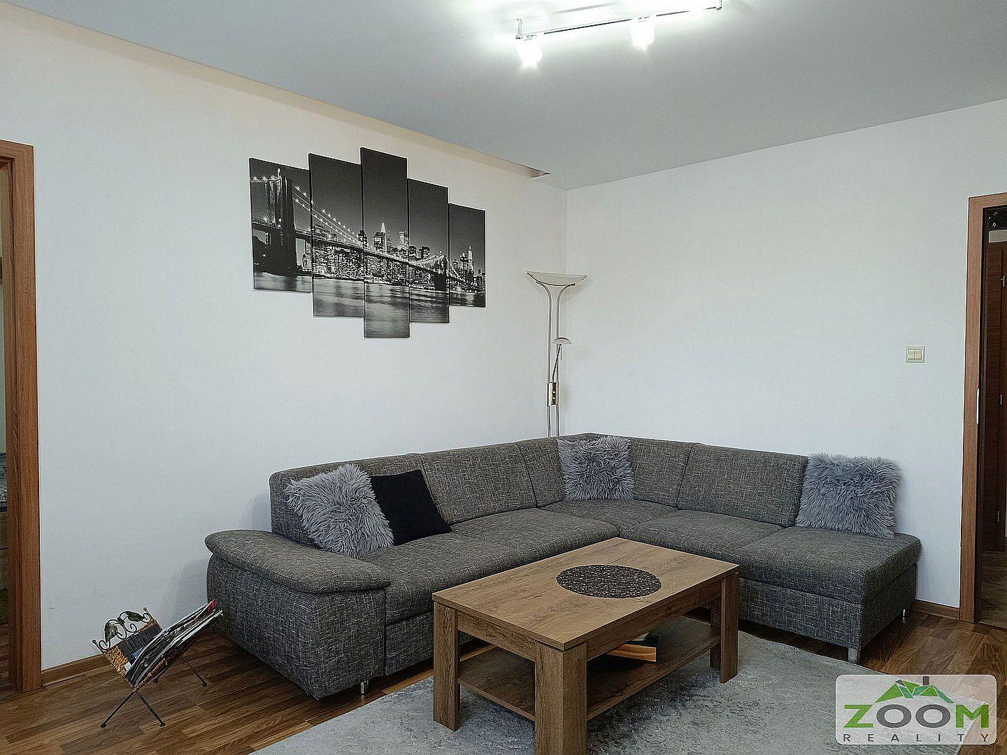 ul. Važecká – 3 izbový kompletne zrekonštruovaný byt s loggiou