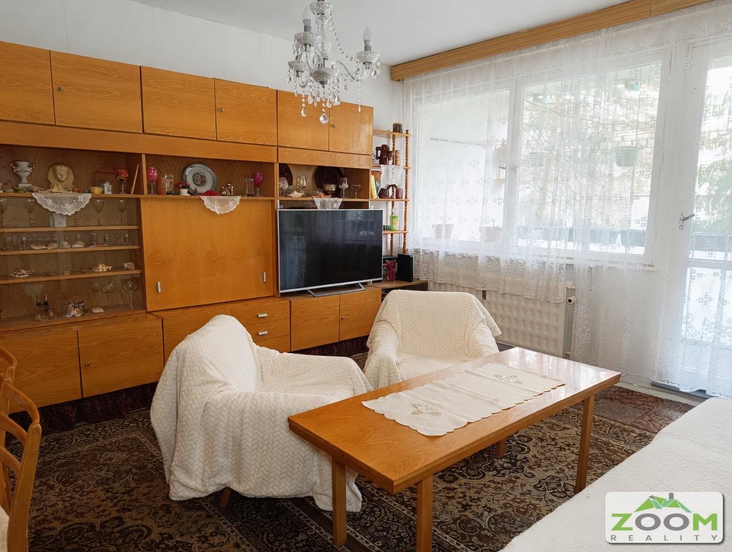 Prešov – sídl. III: 3-izbový byt s veľkou loggiou, 76m2