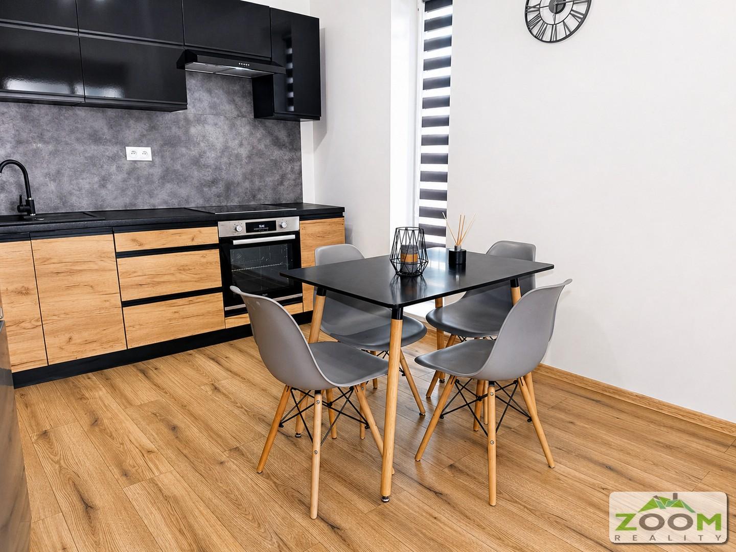 PRENÁJOM - 2 izbový byt s loggiou, podlahovým kúrením a park. miestom