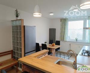 ul. Višňová – moderný 2,5 izbový zrekonštruovaný byt, 64 m2