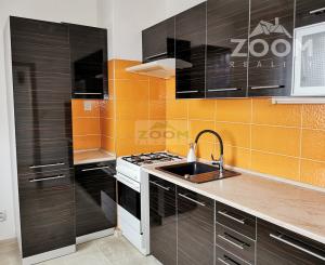 ul. Popradská – 4 izbový zrekonštruovaný byt s halou a s loggiou