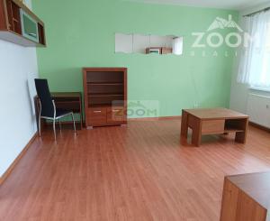 ul. Popradská – 4 izbový zrekonštruovaný byt s halou a s loggiou