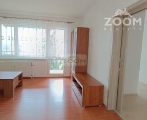 ul. Popradská – 4 izbový zrekonštruovaný byt s halou a s loggiou