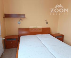 ul. Popradská – 4 izbový zrekonštruovaný byt s halou a s loggiou