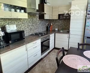 ul. Važecká – 3 izbový kompletne zrekonštruovaný byt s loggiou