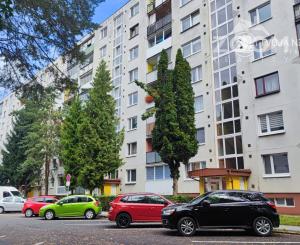 ul. Tomášikova - 3 izbový byt s loggiou