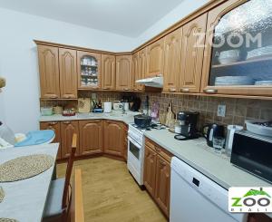 ul. Prostějovská - kompletne zrekonštruovaný 3 izbový byt s loggiou