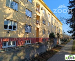 Pavlovičovo nám. - veľkometrážny 2,5 izbový tehlový byt, 72m2