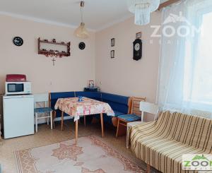 Obec Záhradné - dvojposchodový tehlový RD s veľkou záhradou