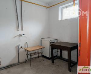 Obec Záhradné - dvojposchodový tehlový RD s veľkou záhradou