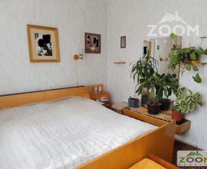 Prešov – sídl. III: 3-izbový byt s veľkou loggiou, 76m2