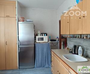 Prešov – sídl. III: 3-izbový byt s veľkou loggiou, 76m2