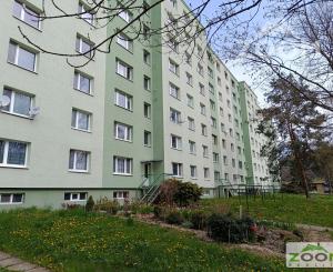 Prešov – sídl. III: 3-izbový byt s veľkou loggiou, 76m2