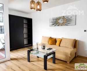 PRENÁJOM - 2 izbový byt s loggiou, podlahovým kúrením a park. miestom