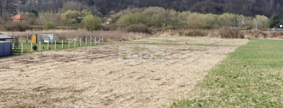 HANISKA – slnečný a rovinatý stavebný pozemok s IS, 1.839 m2
