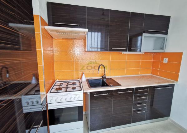 ul. Popradská – 4 izbový zrekonštruovaný byt s halou a s loggiou