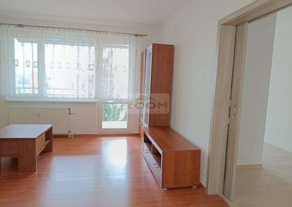 ul. Popradská – 4 izbový zrekonštruovaný byt s halou a s loggiou