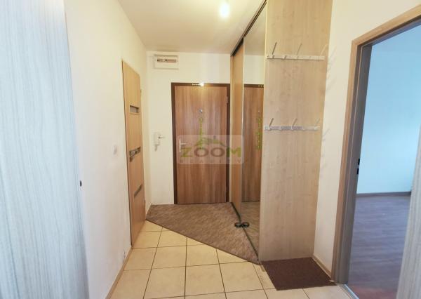 ul. Popradská – 4 izbový zrekonštruovaný byt s halou a s loggiou