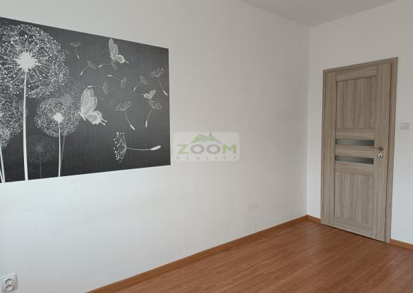 ul. Popradská – 4 izbový zrekonštruovaný byt s halou a s loggiou