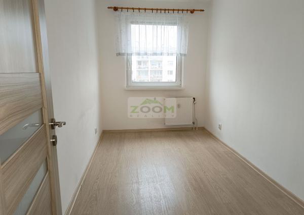 ul. Popradská – 4 izbový zrekonštruovaný byt s halou a s loggiou