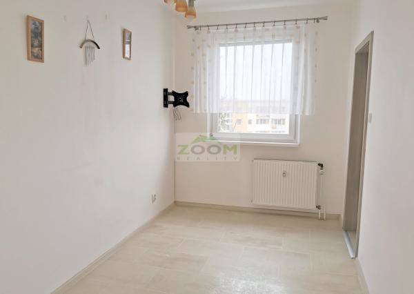 ul. Popradská – 4 izbový zrekonštruovaný byt s halou a s loggiou