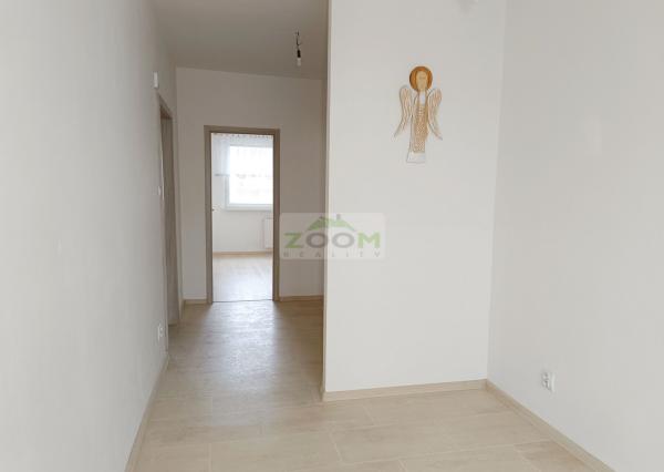 ul. Popradská – 4 izbový zrekonštruovaný byt s halou a s loggiou