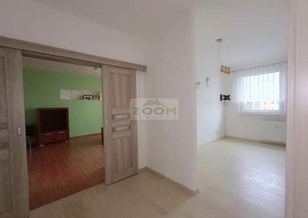 ul. Popradská – 4 izbový zrekonštruovaný byt s halou a s loggiou