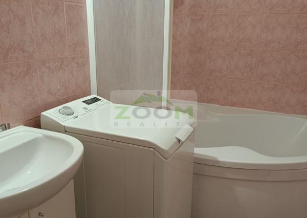 ul. Popradská – 4 izbový zrekonštruovaný byt s halou a s loggiou