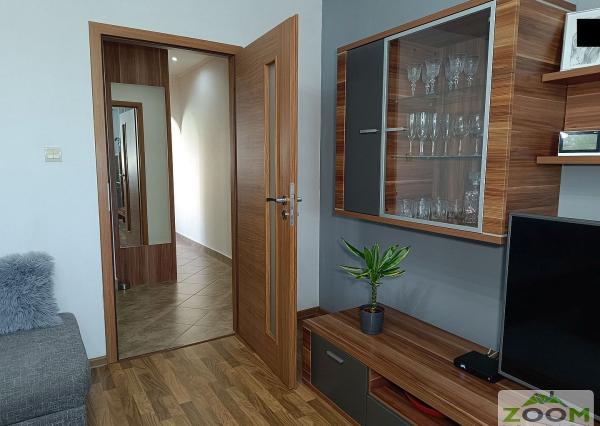 ul. Važecká – 3 izbový kompletne zrekonštruovaný byt s loggiou