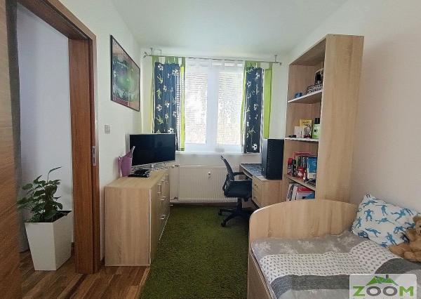 ul. Važecká – 3 izbový kompletne zrekonštruovaný byt s loggiou