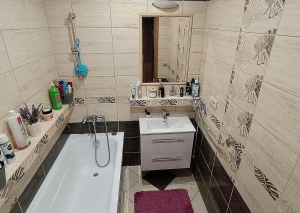 ul. Važecká – 3 izbový kompletne zrekonštruovaný byt s loggiou