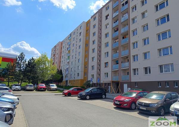 ul. Važecká – 3 izbový kompletne zrekonštruovaný byt s loggiou