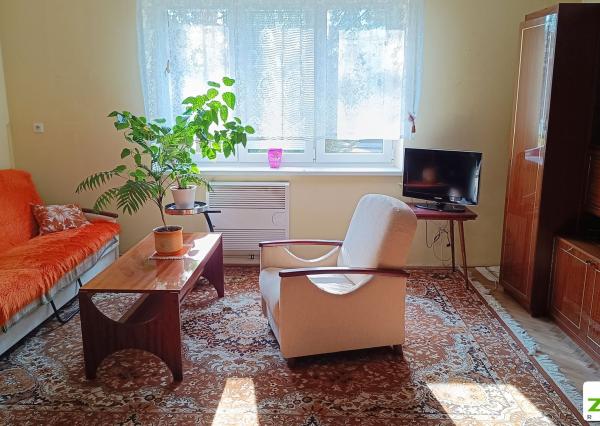 Pavlovičovo nám. - veľkometrážny 2,5 izbový tehlový byt, 72m2