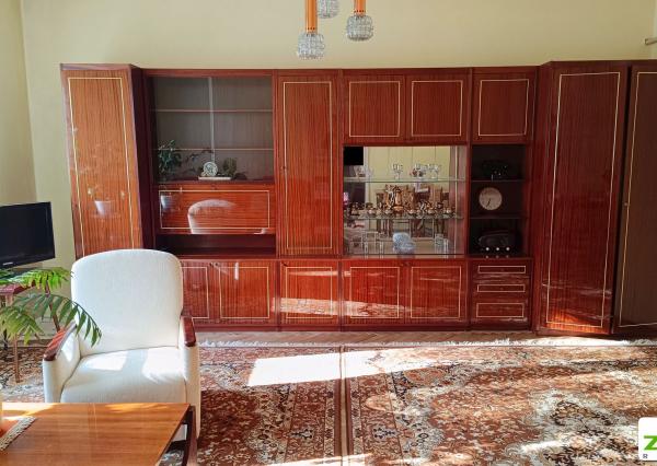 Pavlovičovo nám. - veľkometrážny 2,5 izbový tehlový byt, 72m2