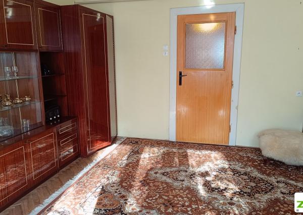 Pavlovičovo nám. - veľkometrážny 2,5 izbový tehlový byt, 72m2