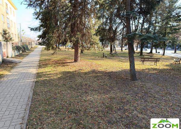 Pavlovičovo nám. - veľkometrážny 2,5 izbový tehlový byt, 72m2