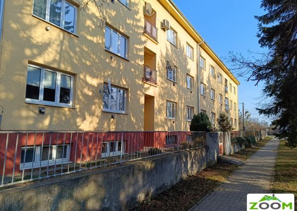 Pavlovičovo nám. - veľkometrážny 2,5 izbový tehlový byt, 72m2