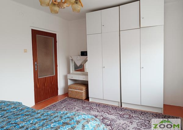 Obec Záhradné - dvojposchodový tehlový RD s veľkou záhradou