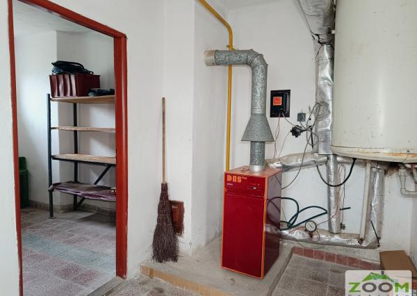 Obec Záhradné - dvojposchodový tehlový RD s veľkou záhradou