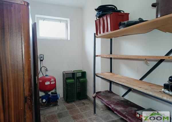 Obec Záhradné - dvojposchodový tehlový RD s veľkou záhradou