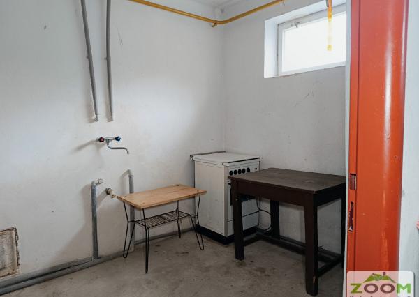 Obec Záhradné - dvojposchodový tehlový RD s veľkou záhradou