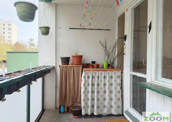 Prešov – sídl. III: 3-izbový byt s veľkou loggiou, 76m2