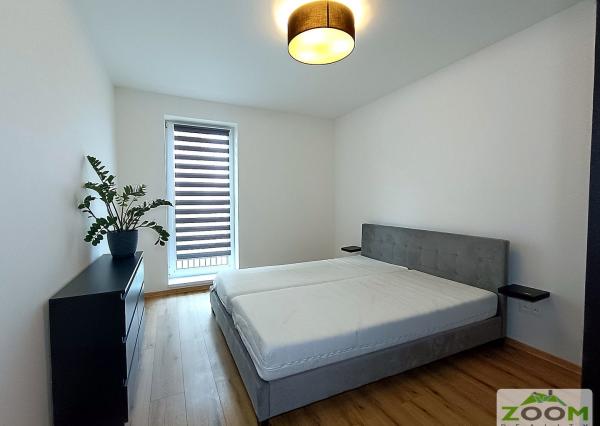 PRENÁJOM - 2 izbový byt s loggiou, podlahovým kúrením a park. miestom